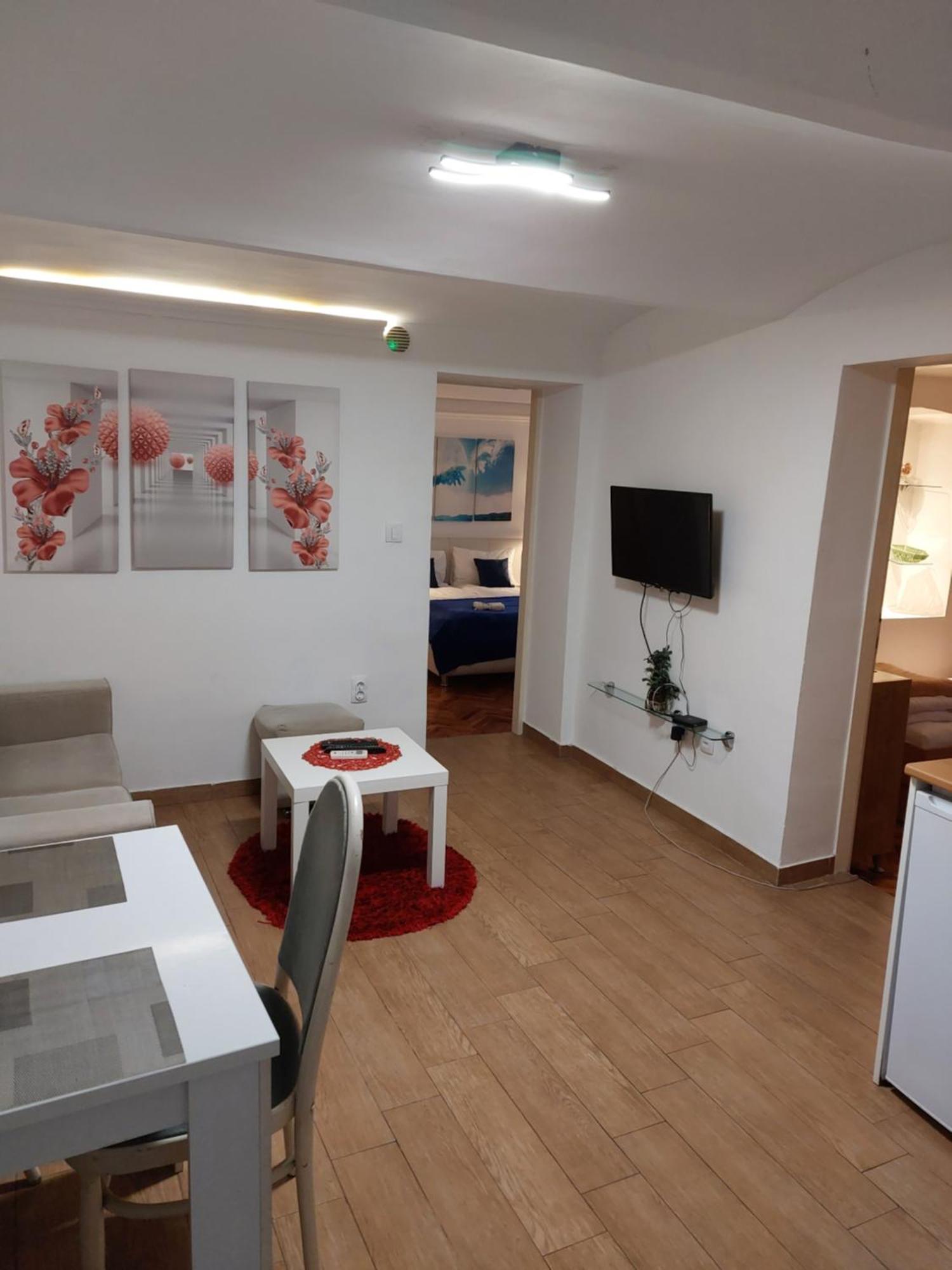 Inter Apartment Belgrade With Free Parking 외부 사진