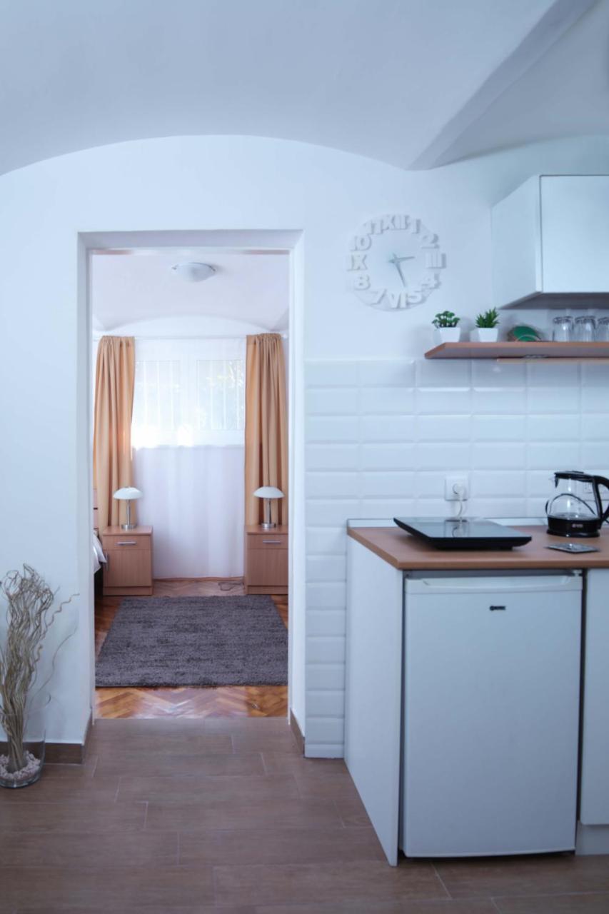 Inter Apartment Belgrade With Free Parking 외부 사진